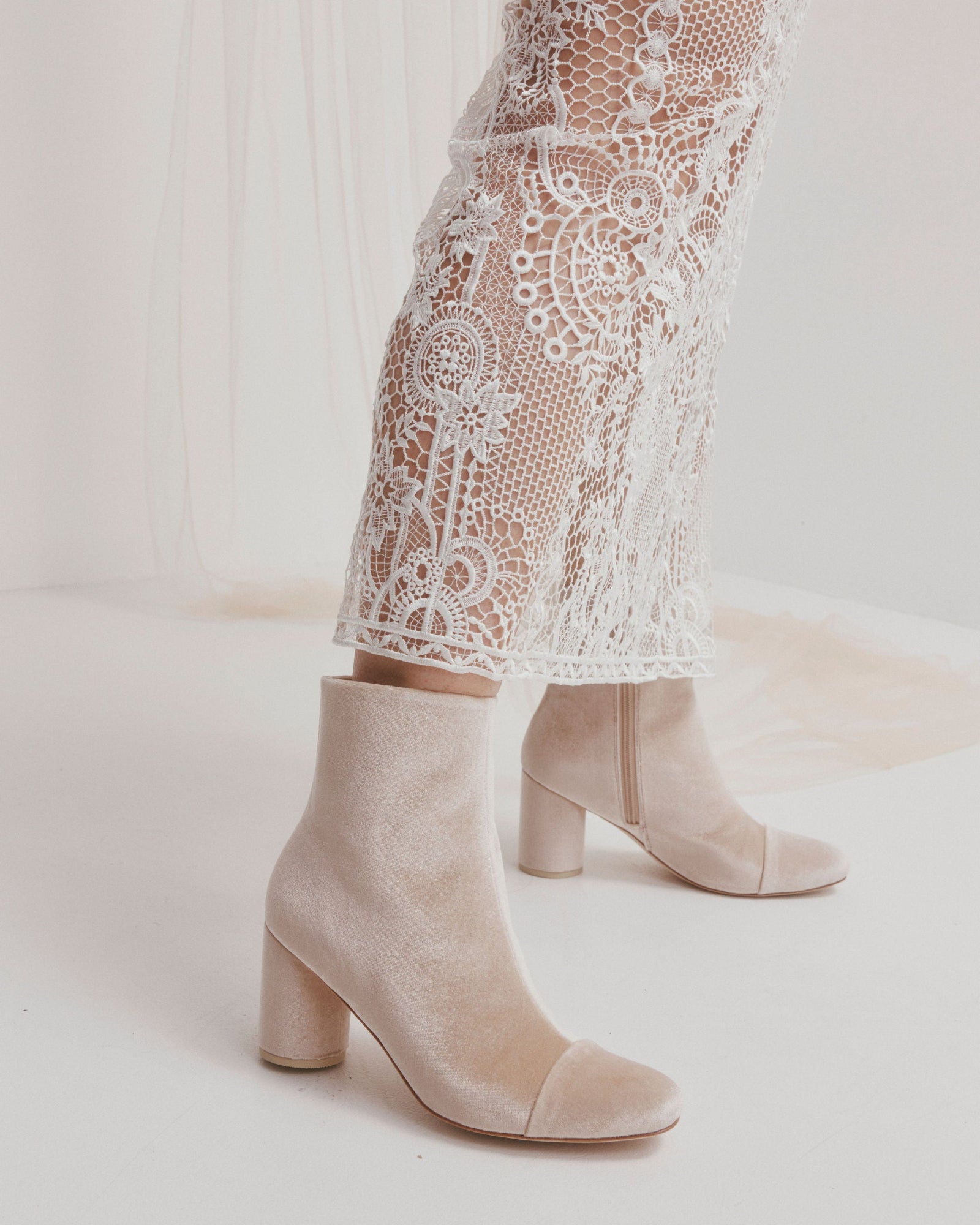 Divine Boot - Champagne Velvet