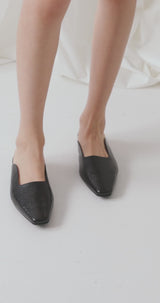 Lucia Flat - Black Croc