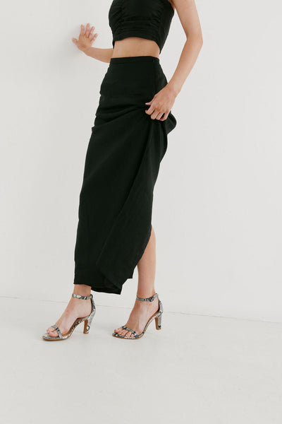 Black and white snake heels online
