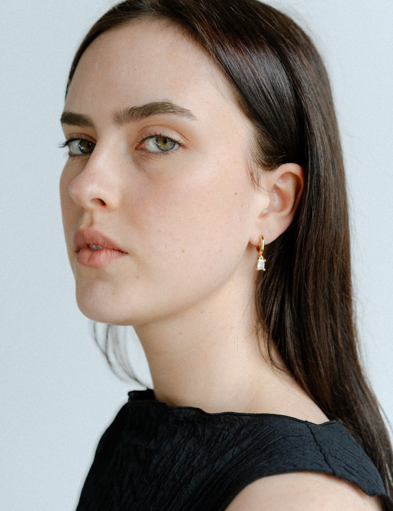 Arina_Earrings_032.jpg