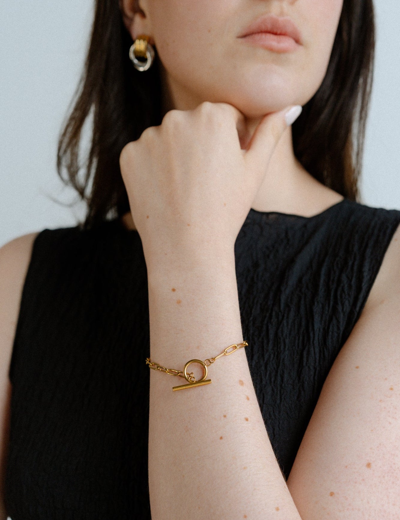 Ava_Bracelet_Gold_019.jpg