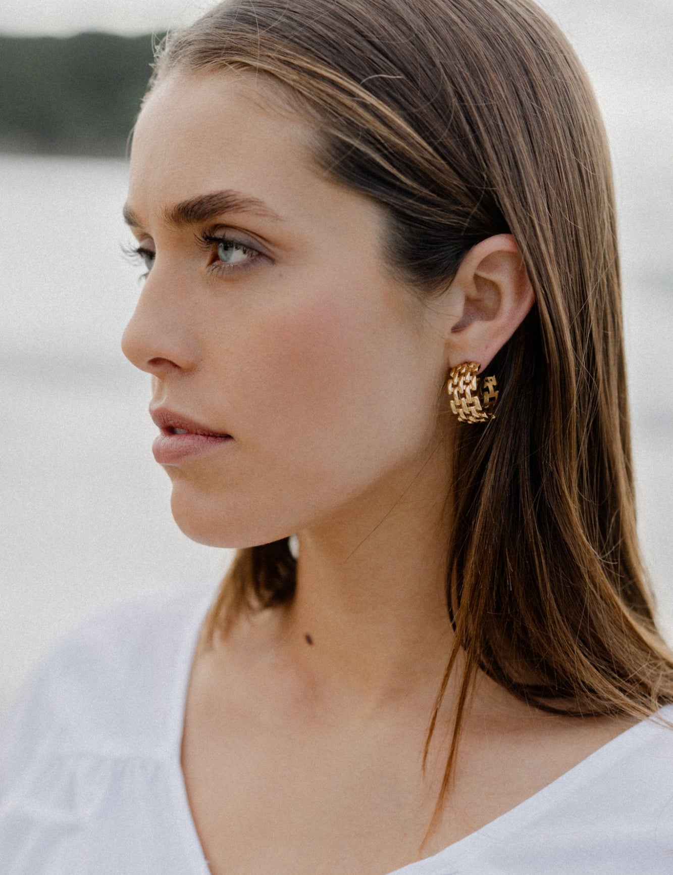 Chain_hoops_gold_castelco_model_085.jpg