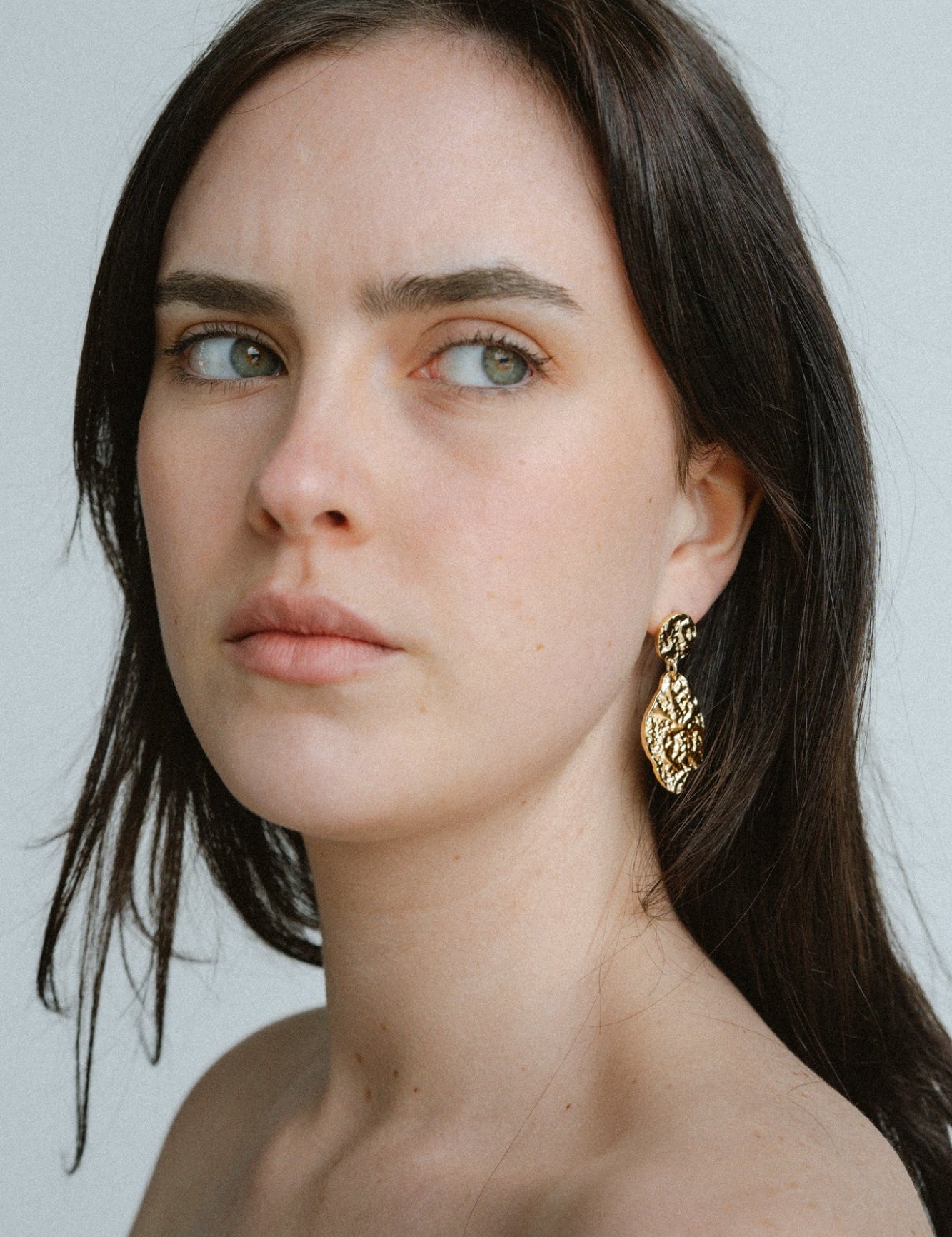 Cleo_Earrings_Gold_098.jpg