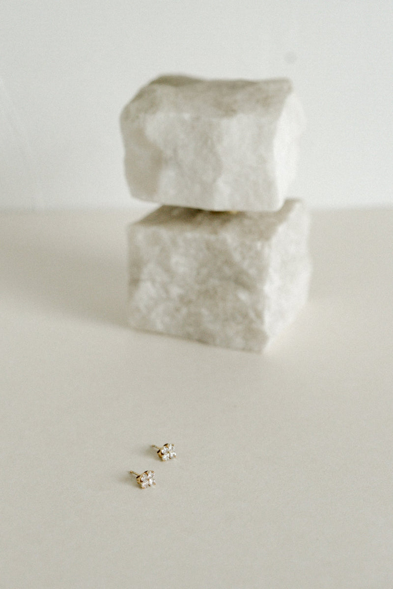 Clover Studs- Diamante/Gold