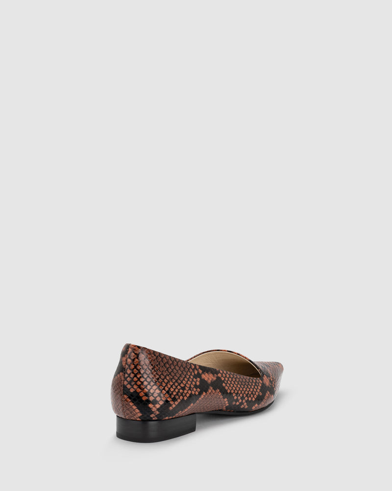 Dynasty Flat - Coco Snake