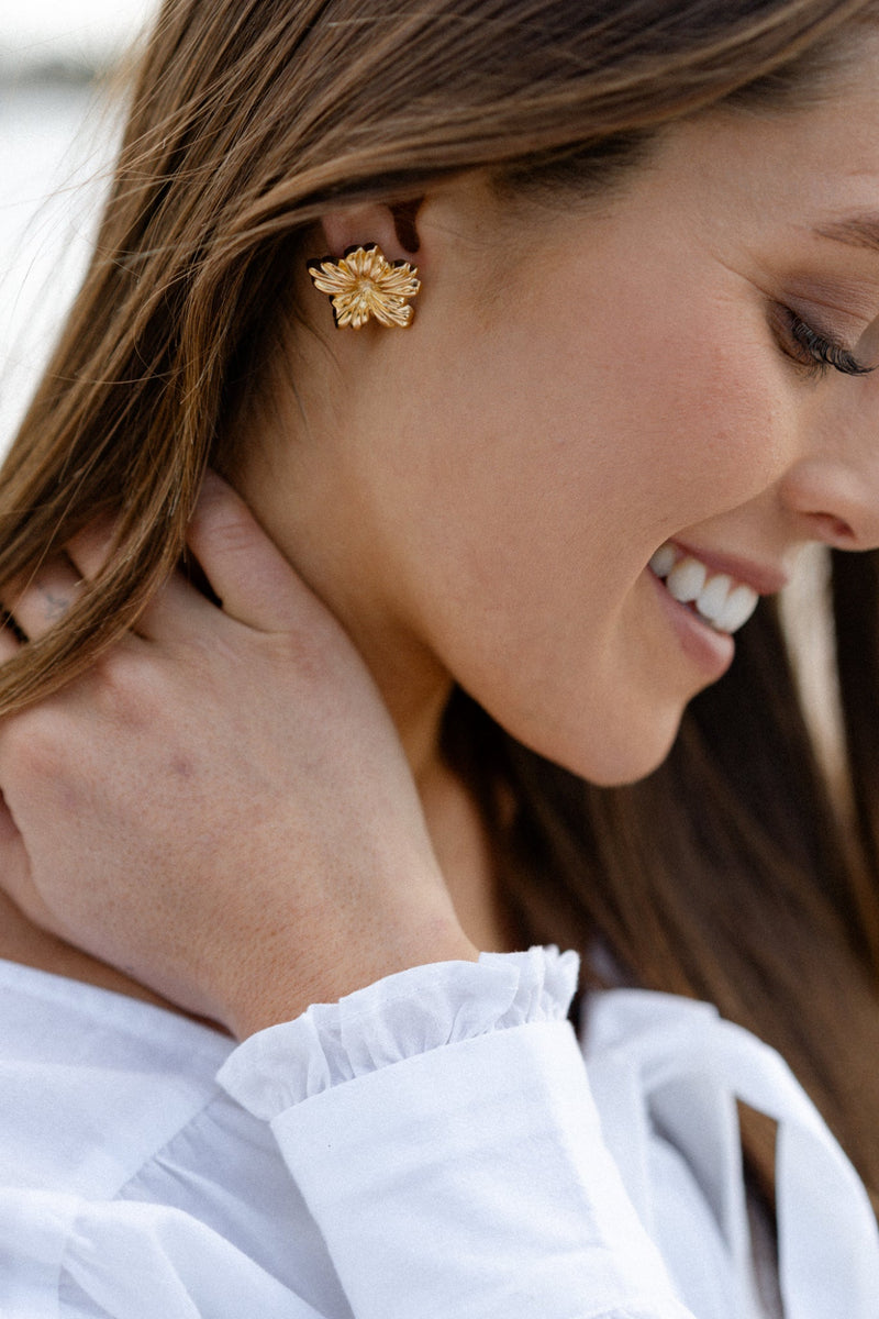 Flower Earrings -  Gold