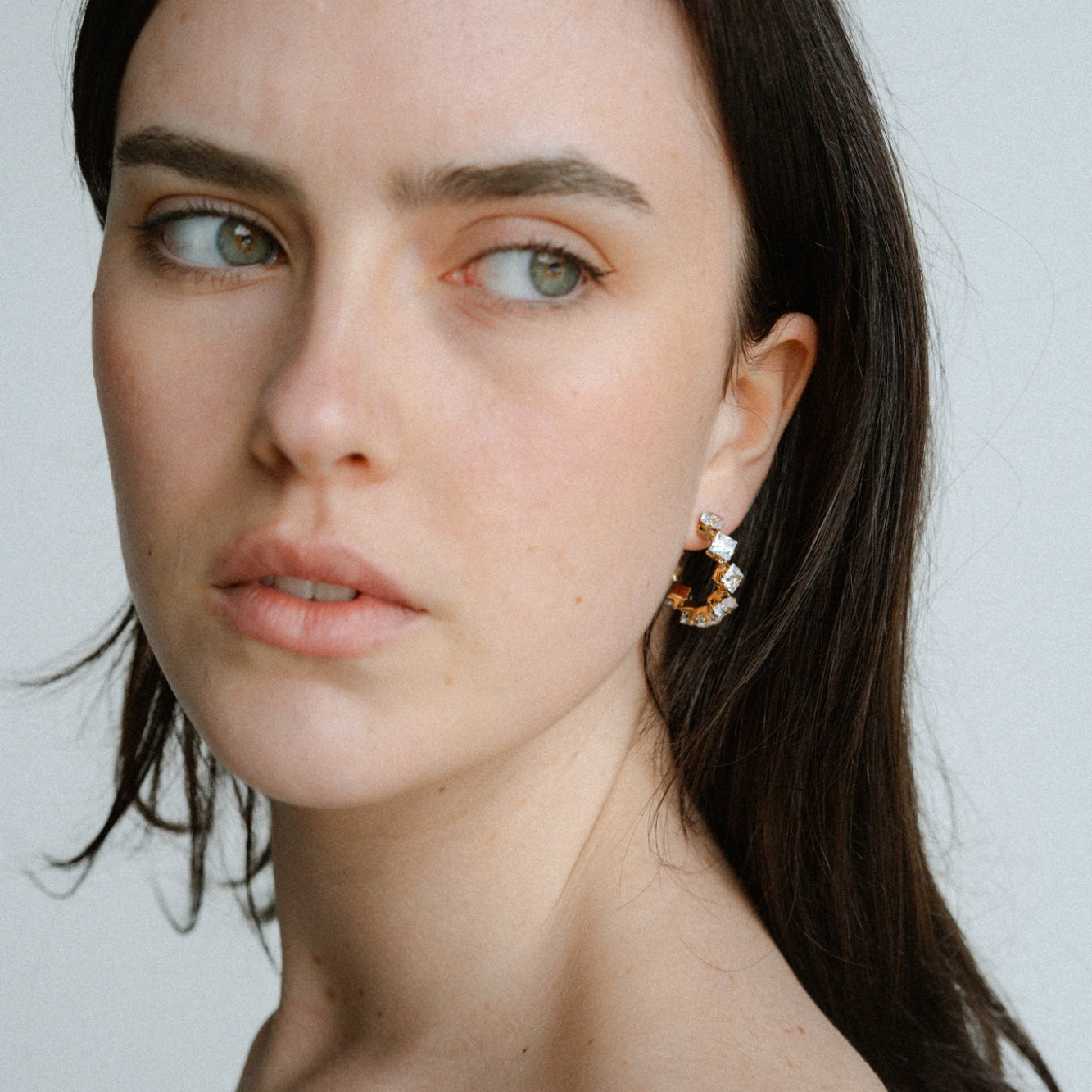 Freya_Hoops_Diamante_102_800a16a9-8eae-45b3-a5fc-b238d6e407a1.jpg