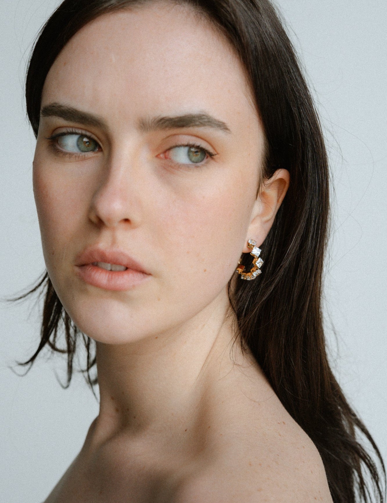 Freya_Hoops_Diamante_102_800a16a9-8eae-45b3-a5fc-b238d6e407a1.jpg