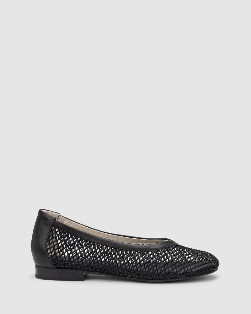 Gather Flat - Black Mesh - Premium Flat from Chaos & Harmony - Just $229! Shop now at Chaos & Harmony