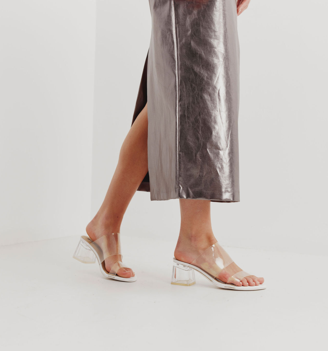 SHOP HEELS