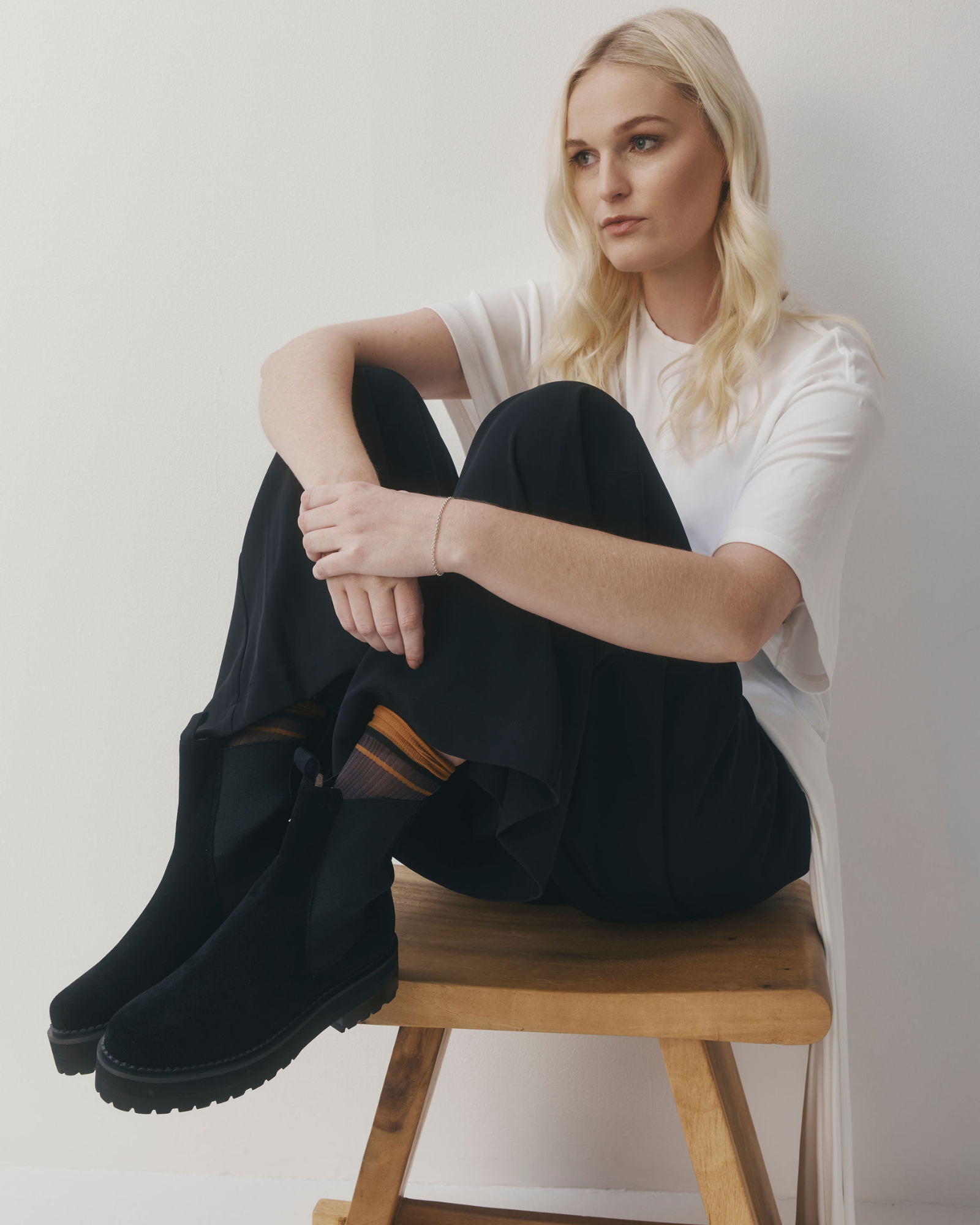 Kings Boot - Black Suede