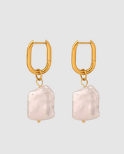 Nina Earrings - Pearl