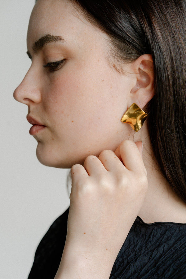Nora Earrings - Gold