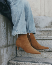 Obsidian Boot - Saffron Suede