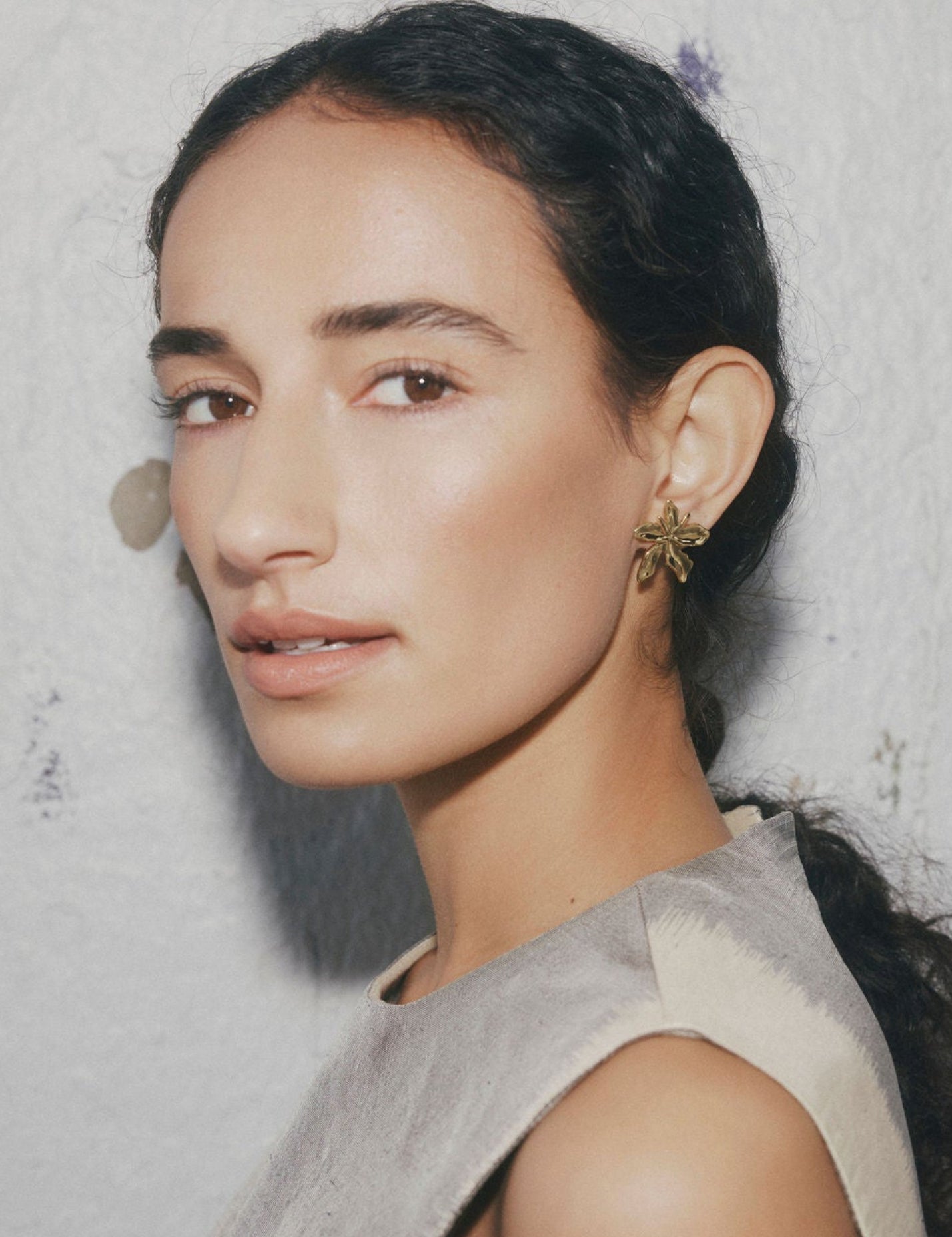 Romy_earrings-D1-L05-0656.jpg