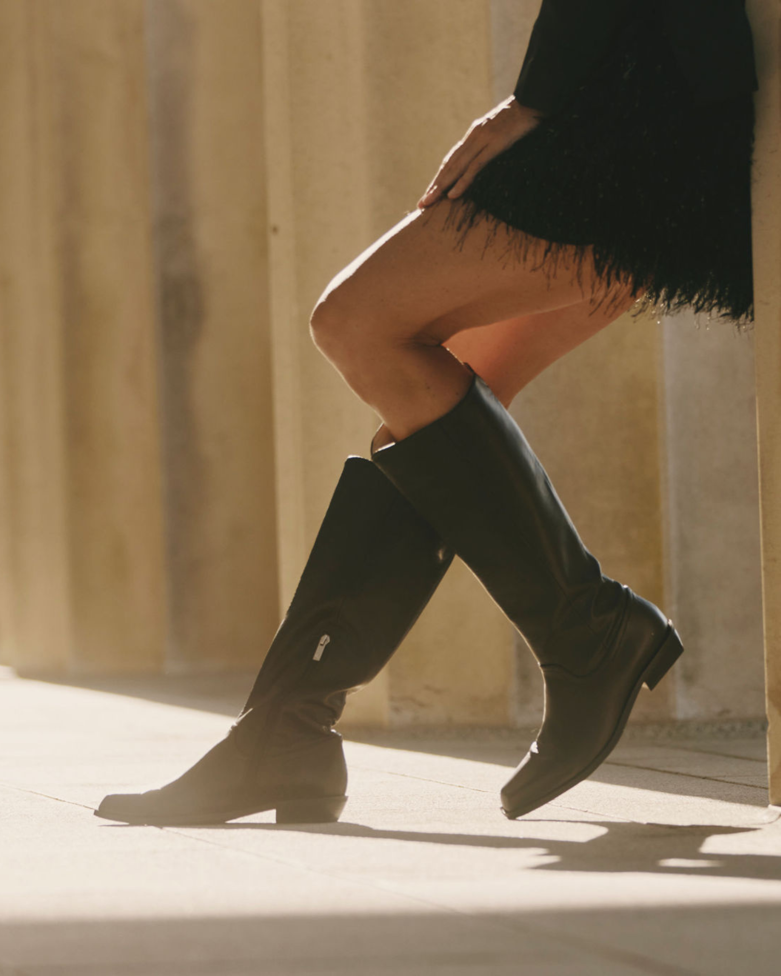 Unseen Boot - Black