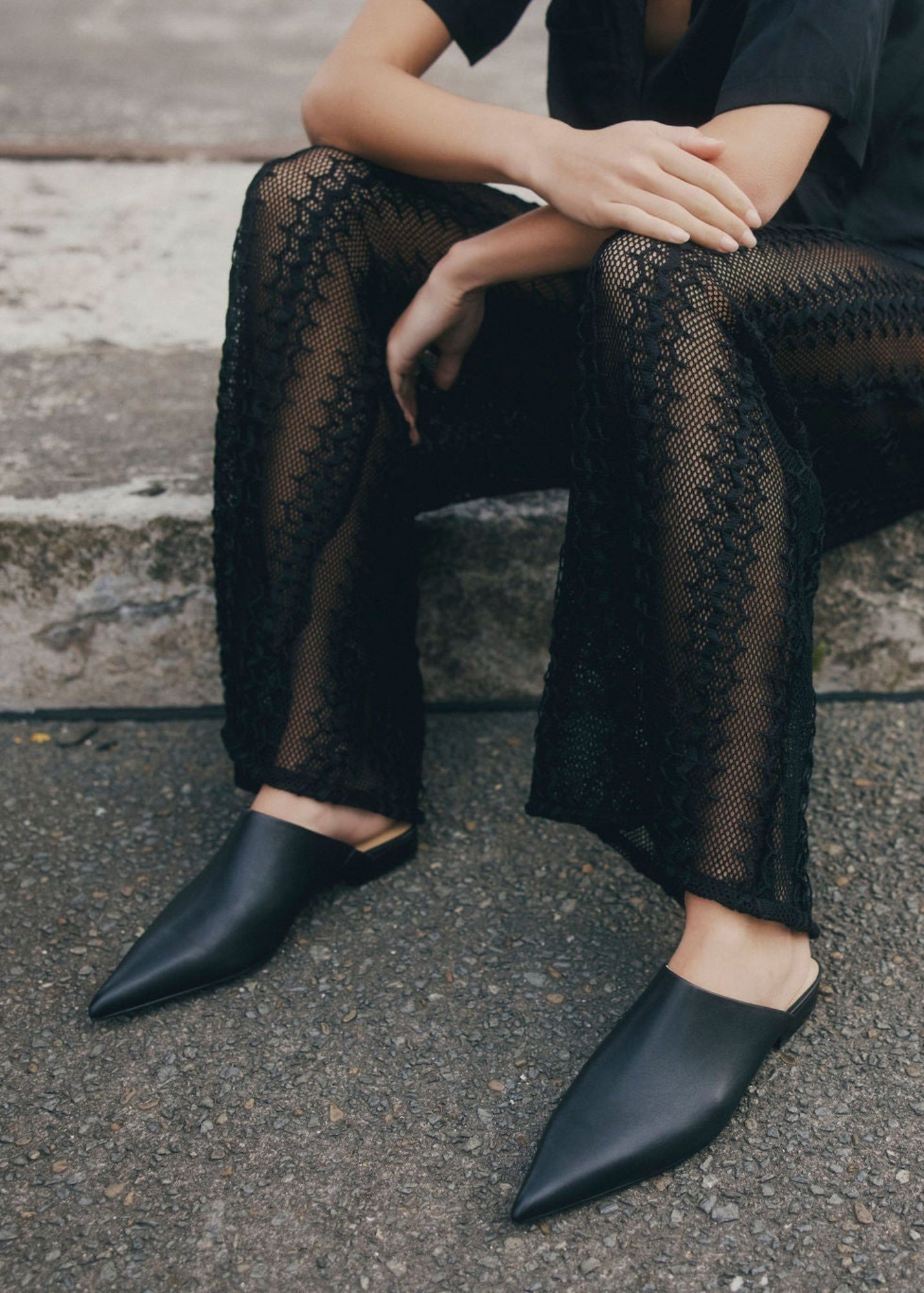 Valor Mule - Black