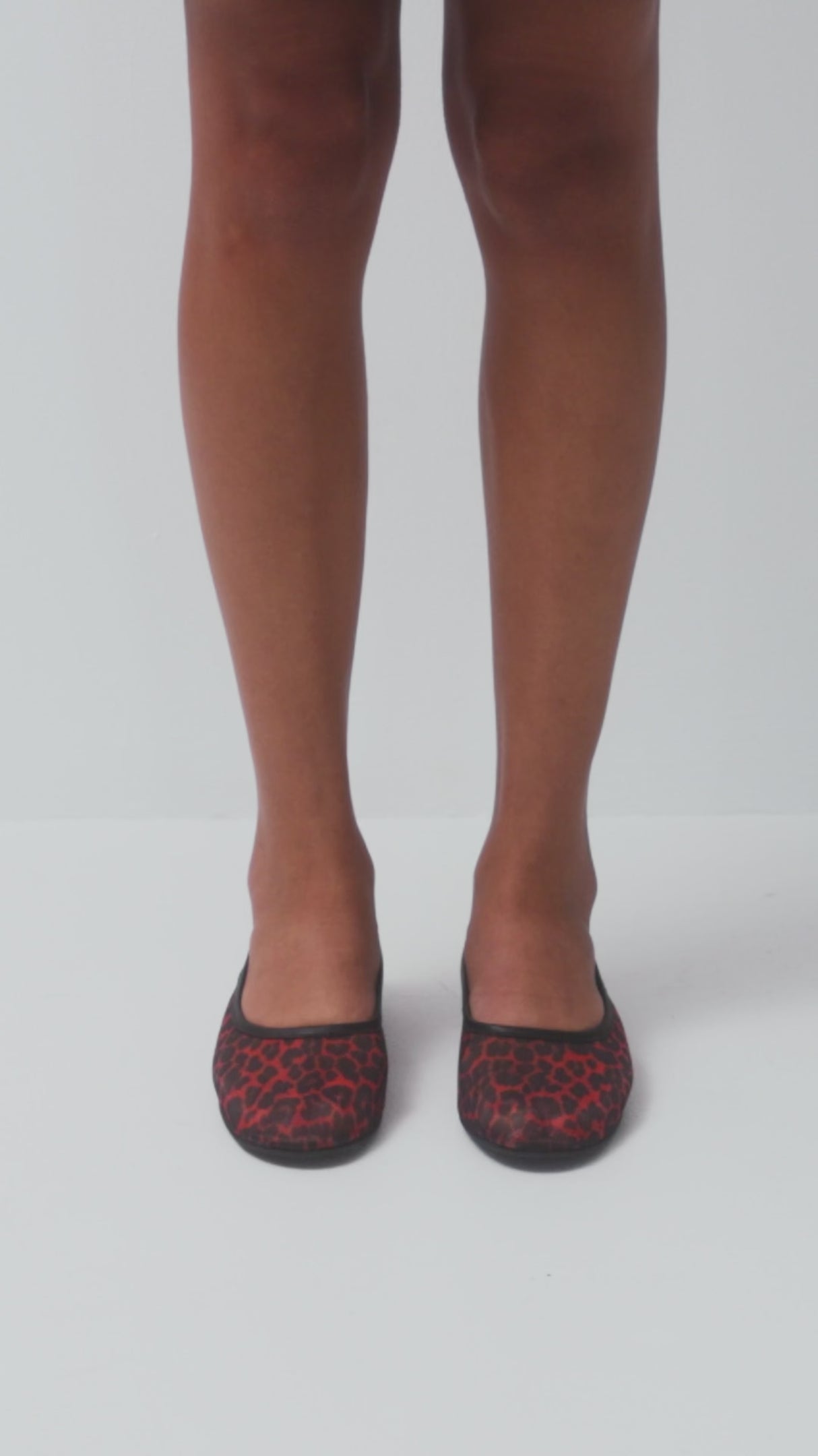 Lyra Flat - Red Leopard