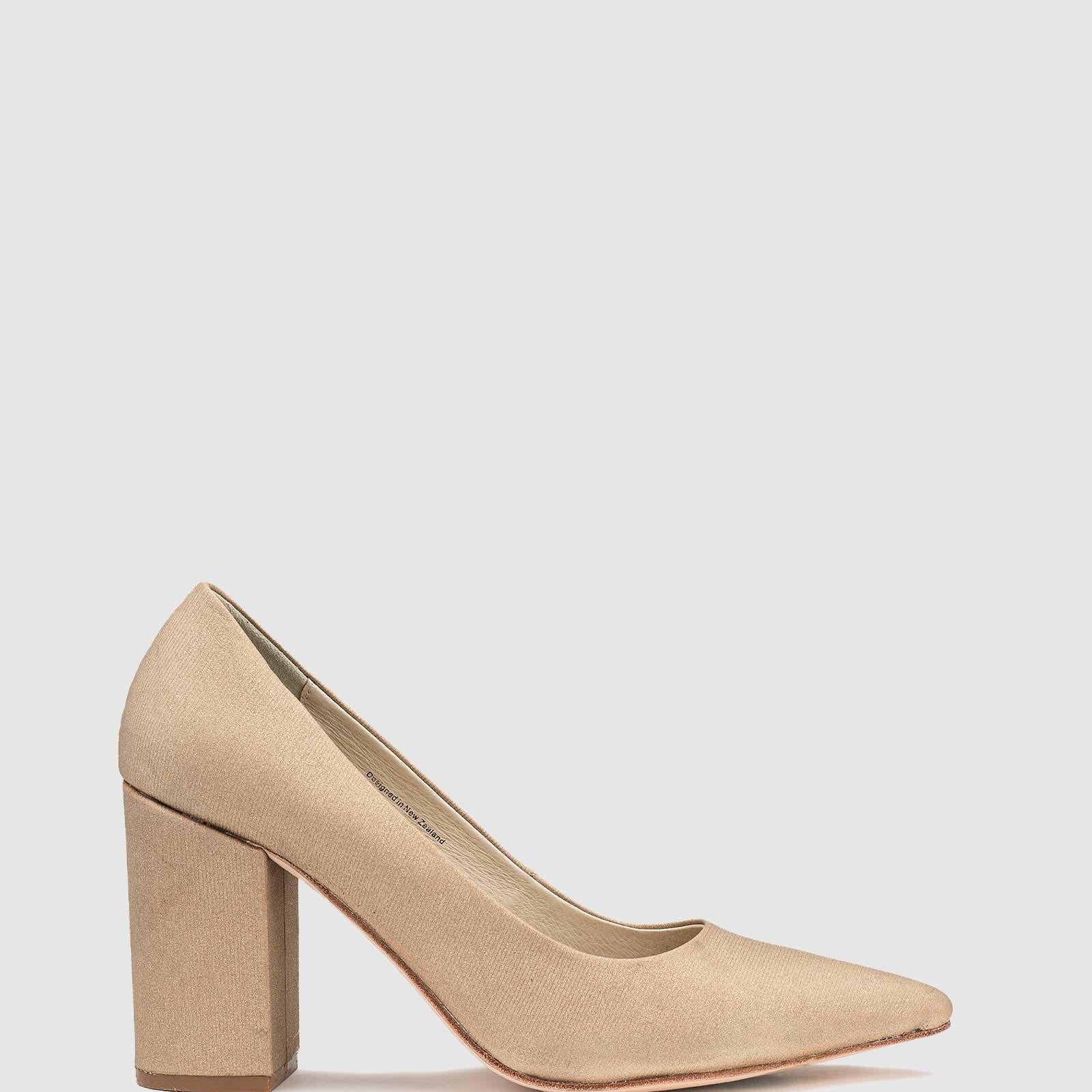 Brilliance Pump - Gold Lines - Premium Heel from Chaos & Harmony Bridal - Just $319! Shop now at Chaos & Harmony